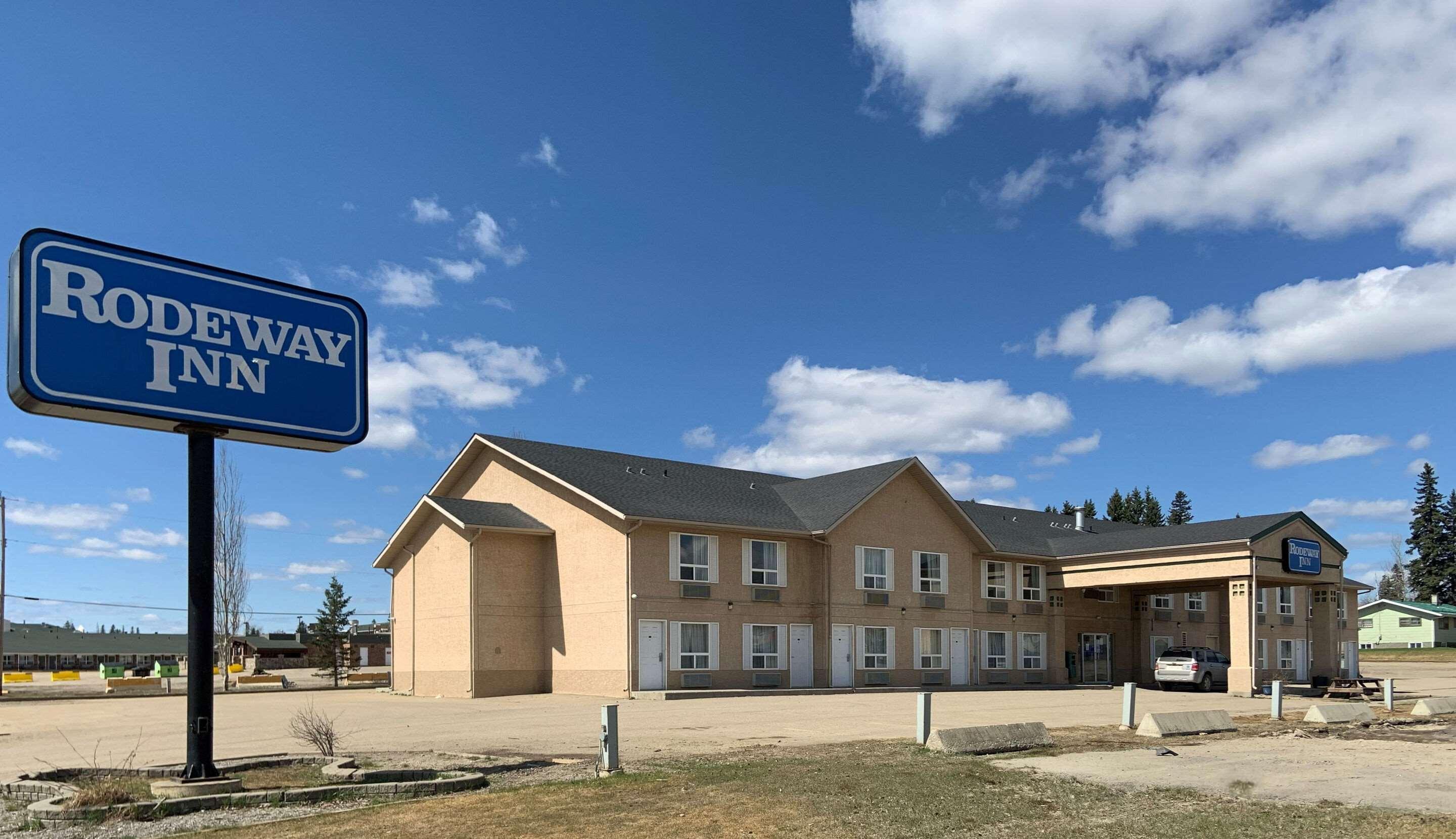 Rodeway Inn Windsor Mill Екстериор снимка